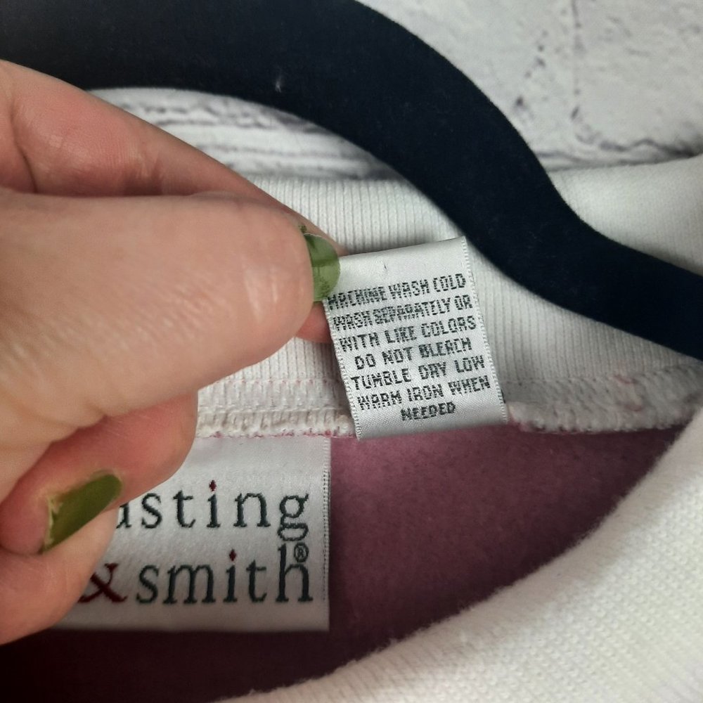Vintage Hasting & Smith Pink Christmas Embroidered Sweatshirt - Picture 8 of 13
